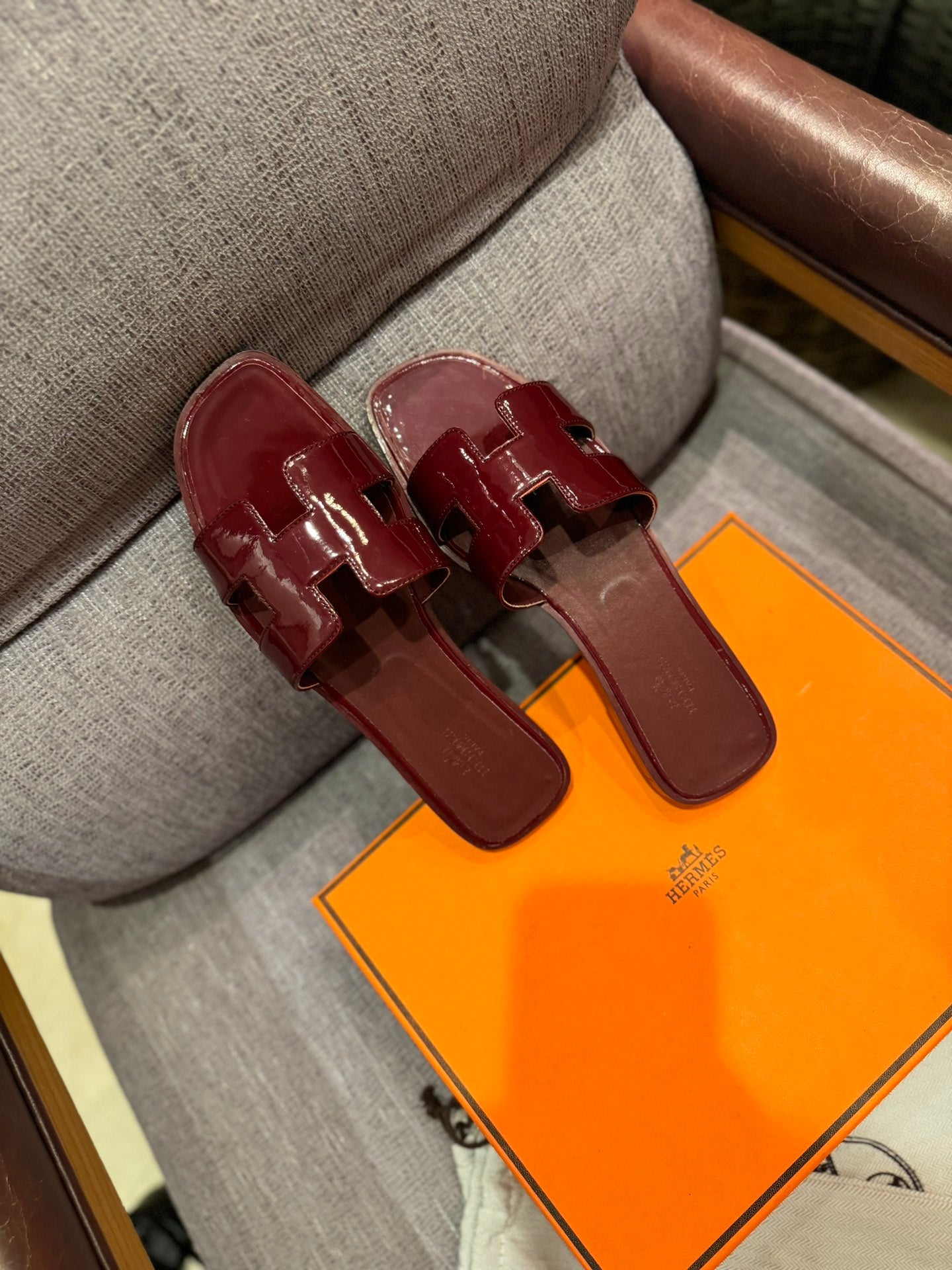 155ZH310ZDE Stylish Slippers