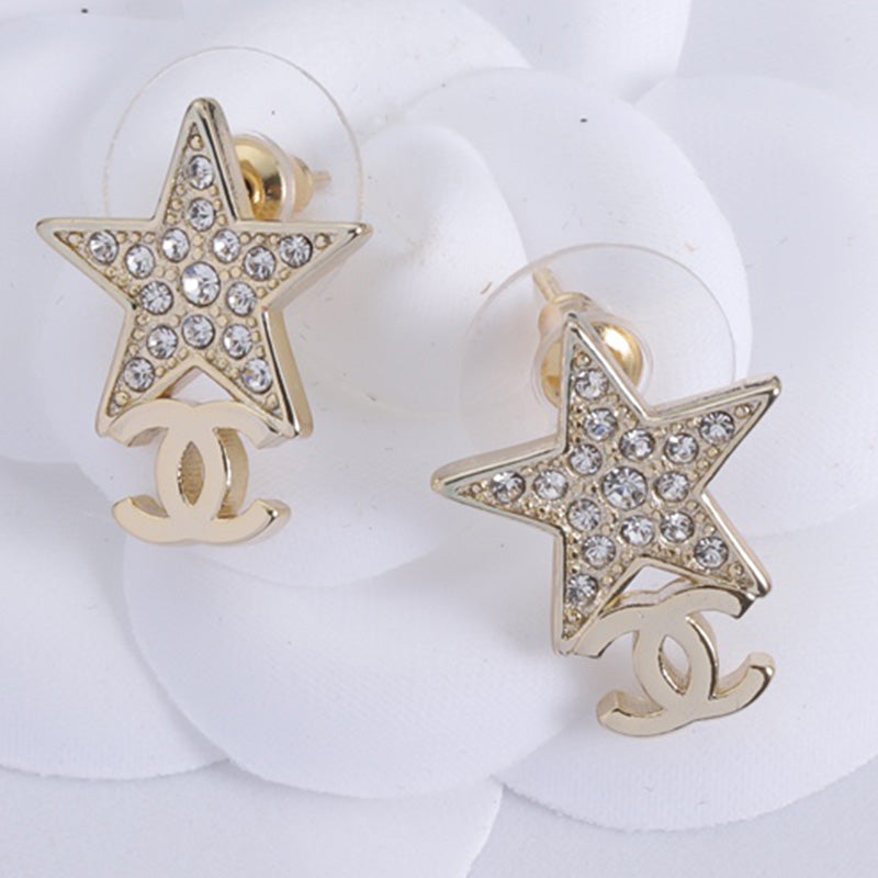 1YC85EDE Stylish Earrings