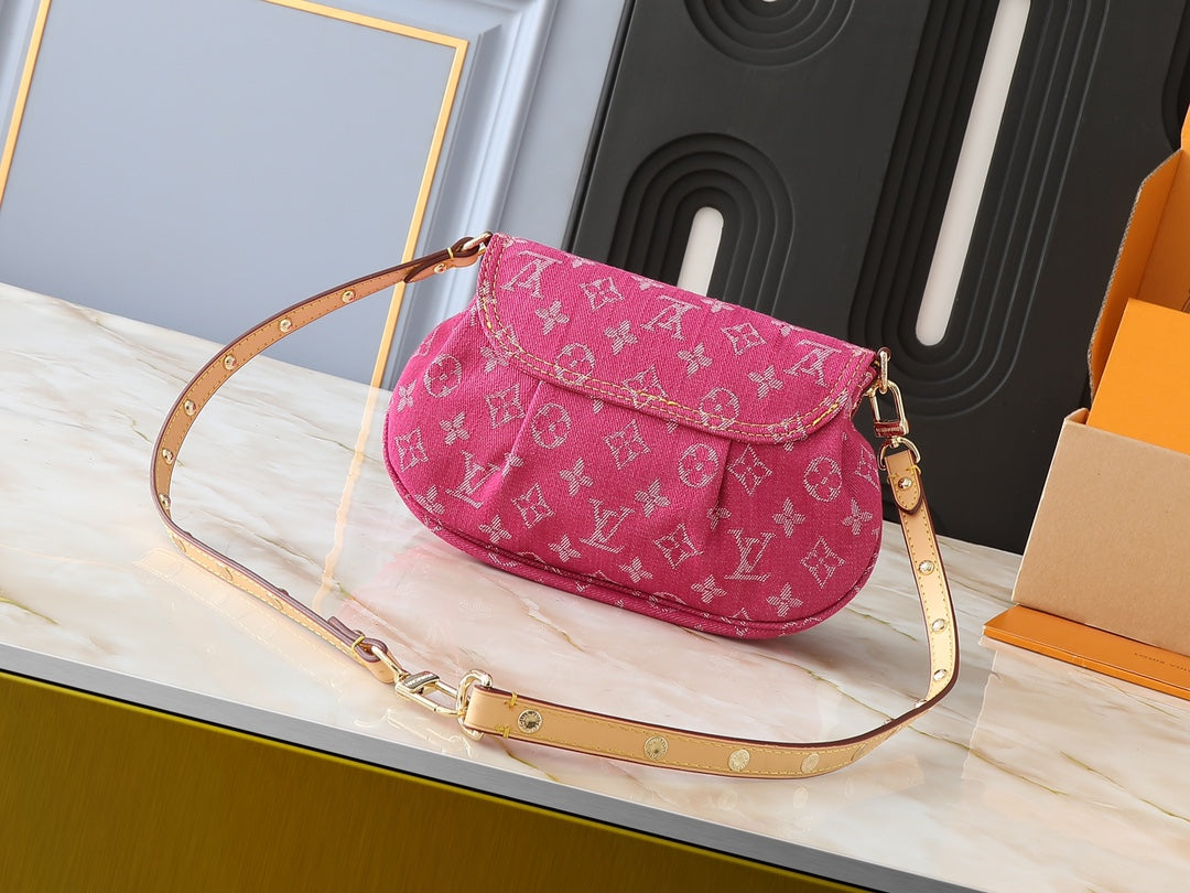 165NB118BDE Stylish bag