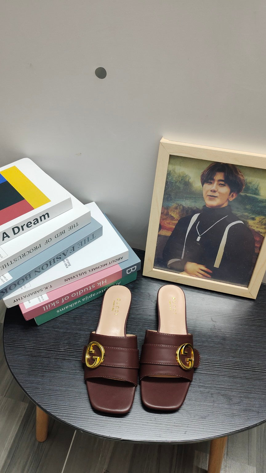 14B101ZDE Stylish Slippers