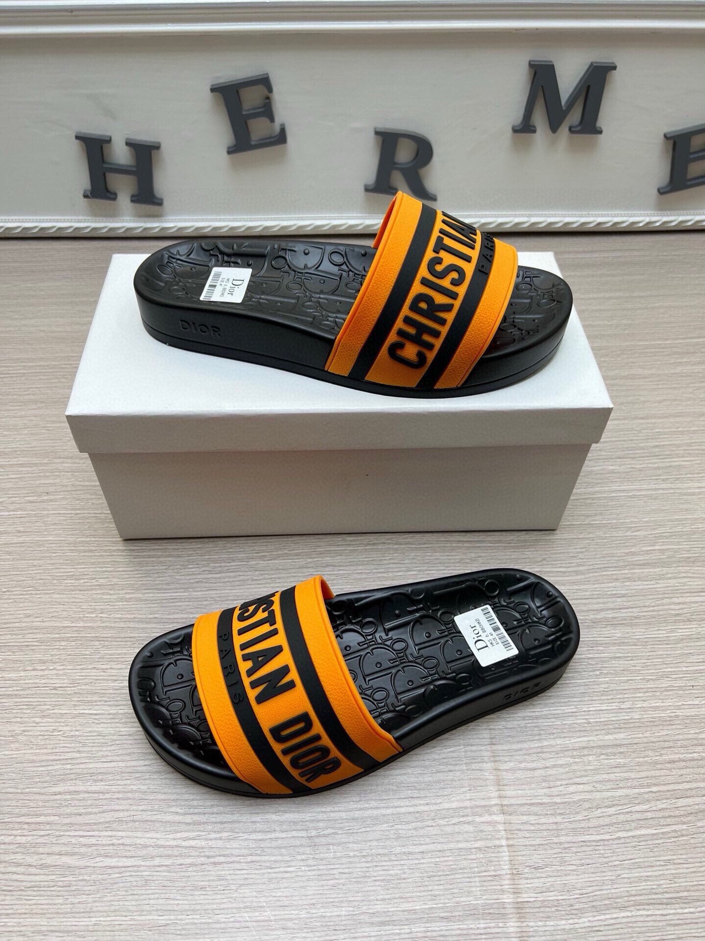 5LD212ZDE Stylish Slippers