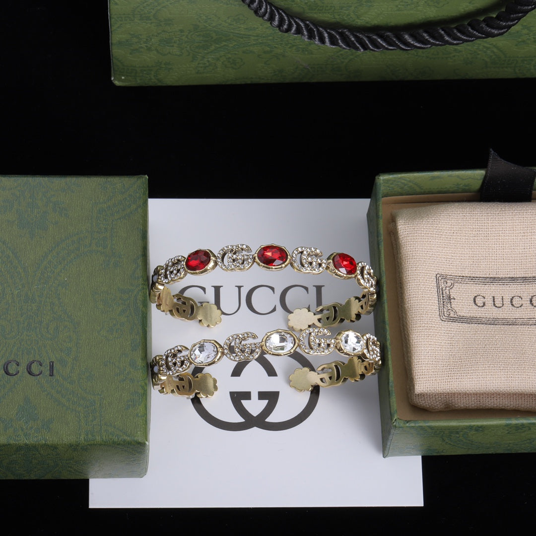 14B397KDE Stylish Bracelets