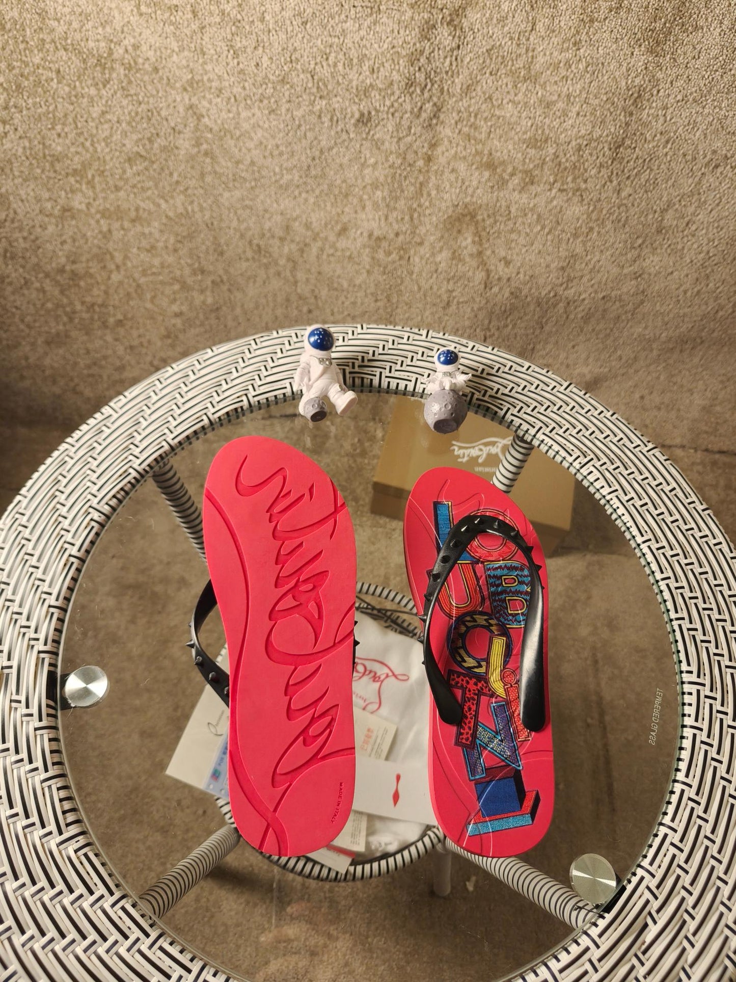 J4A12ZDE Stylish Slippers