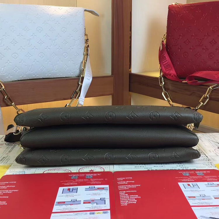 2E42BDE Stylish leather bag 
