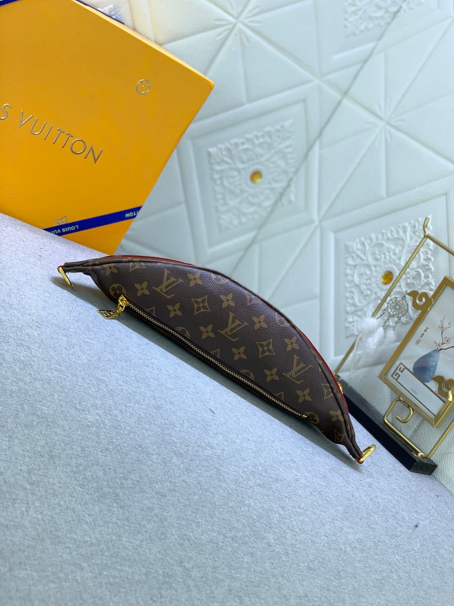 2XE86BDE Stylish leather bag 