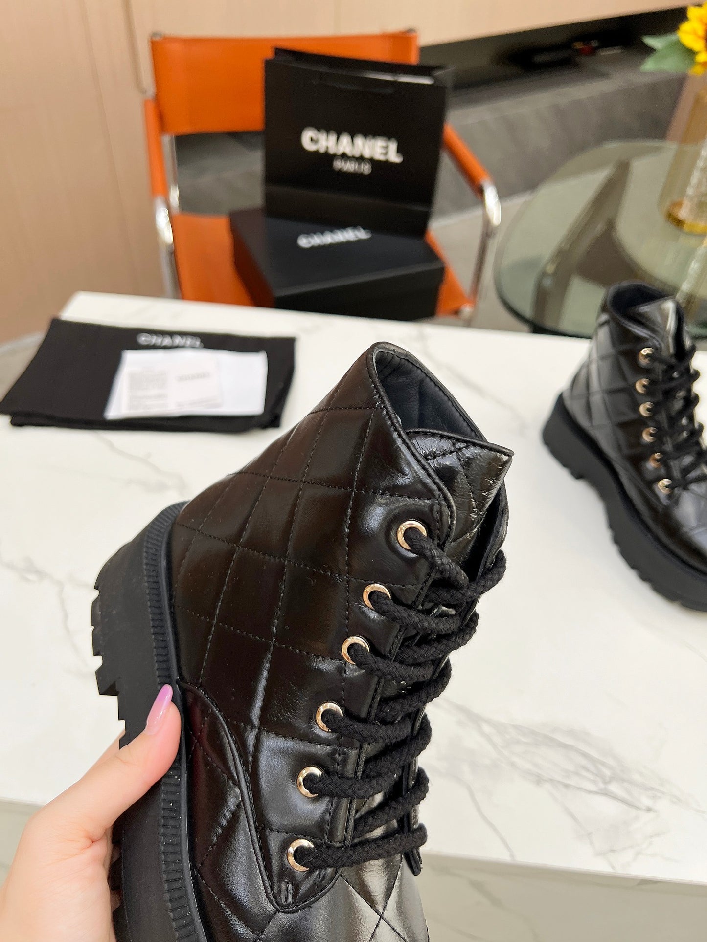 3LC4ZDE Stylish boots