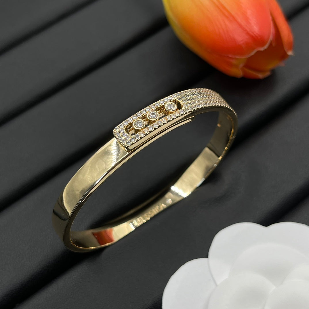 14A763KDE Stylish Bracelets