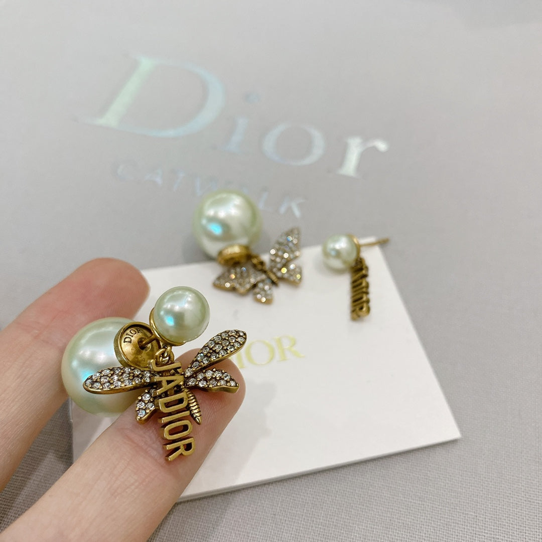 14D391EDE Stylish Earrings