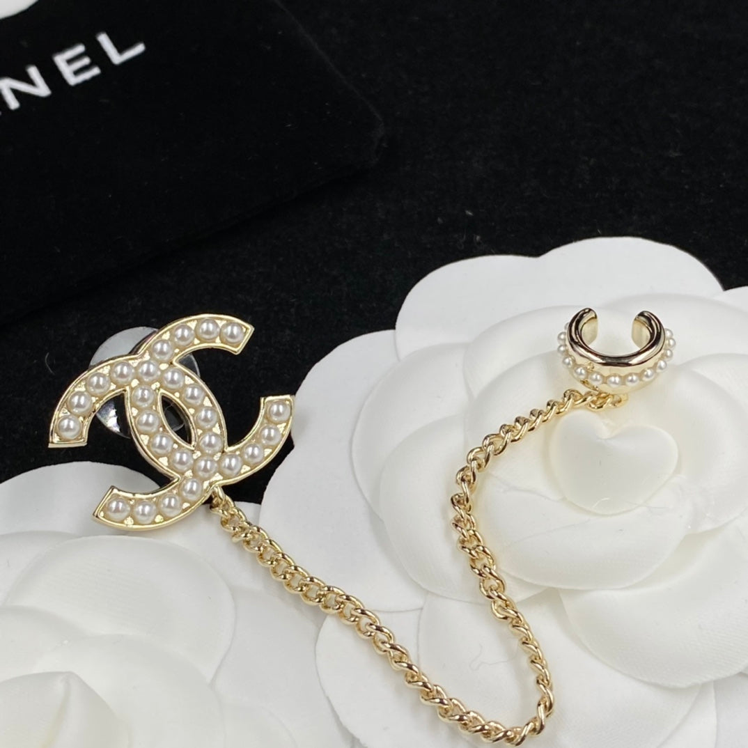 1YC414EDE Stylish Earrings