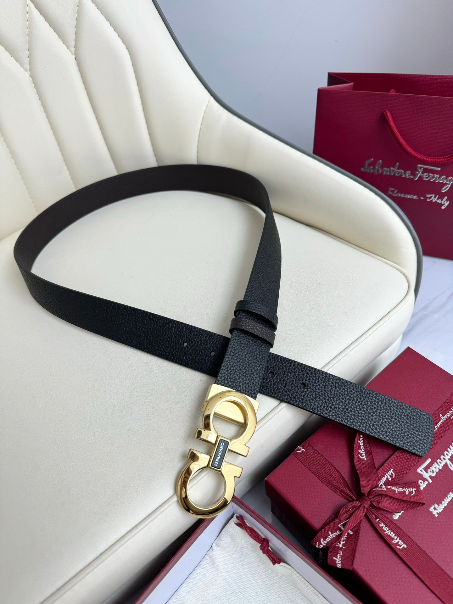 1WA168PDE Stylish  High quality belt With full package