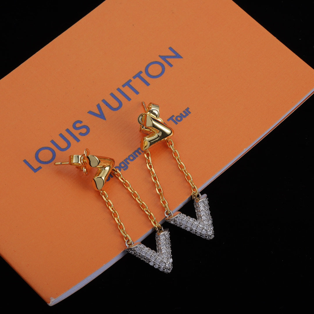 1XE601EDE Stylish Earrings