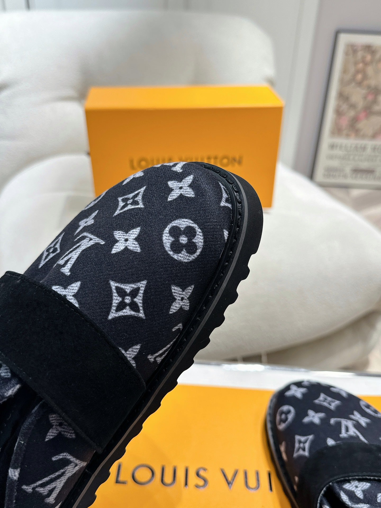 3LE6ZDE Stylish Slippers