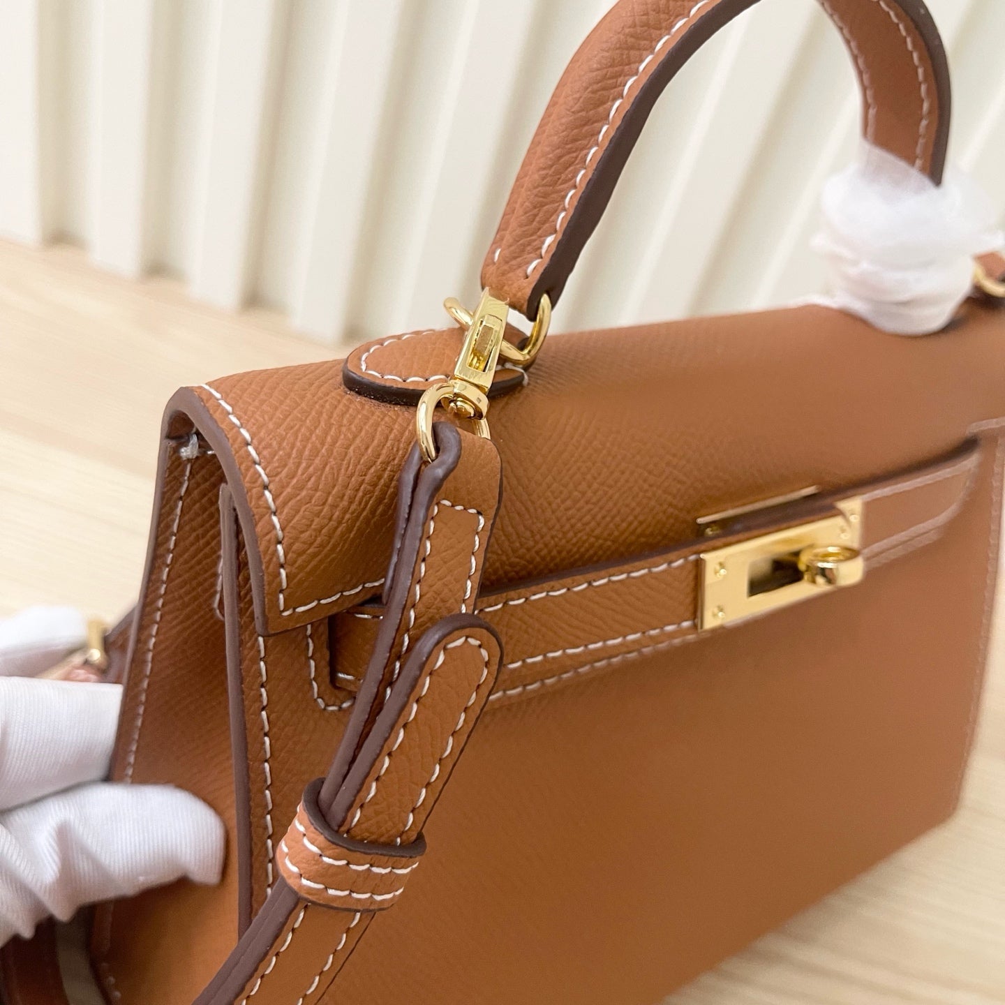 2WH26BDE Stylish leather bag