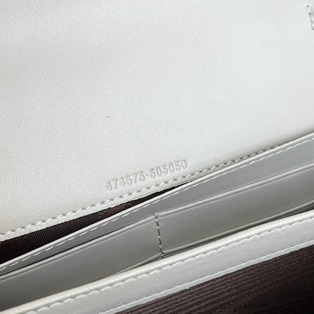 155NB51BDE Stylish leather wallets