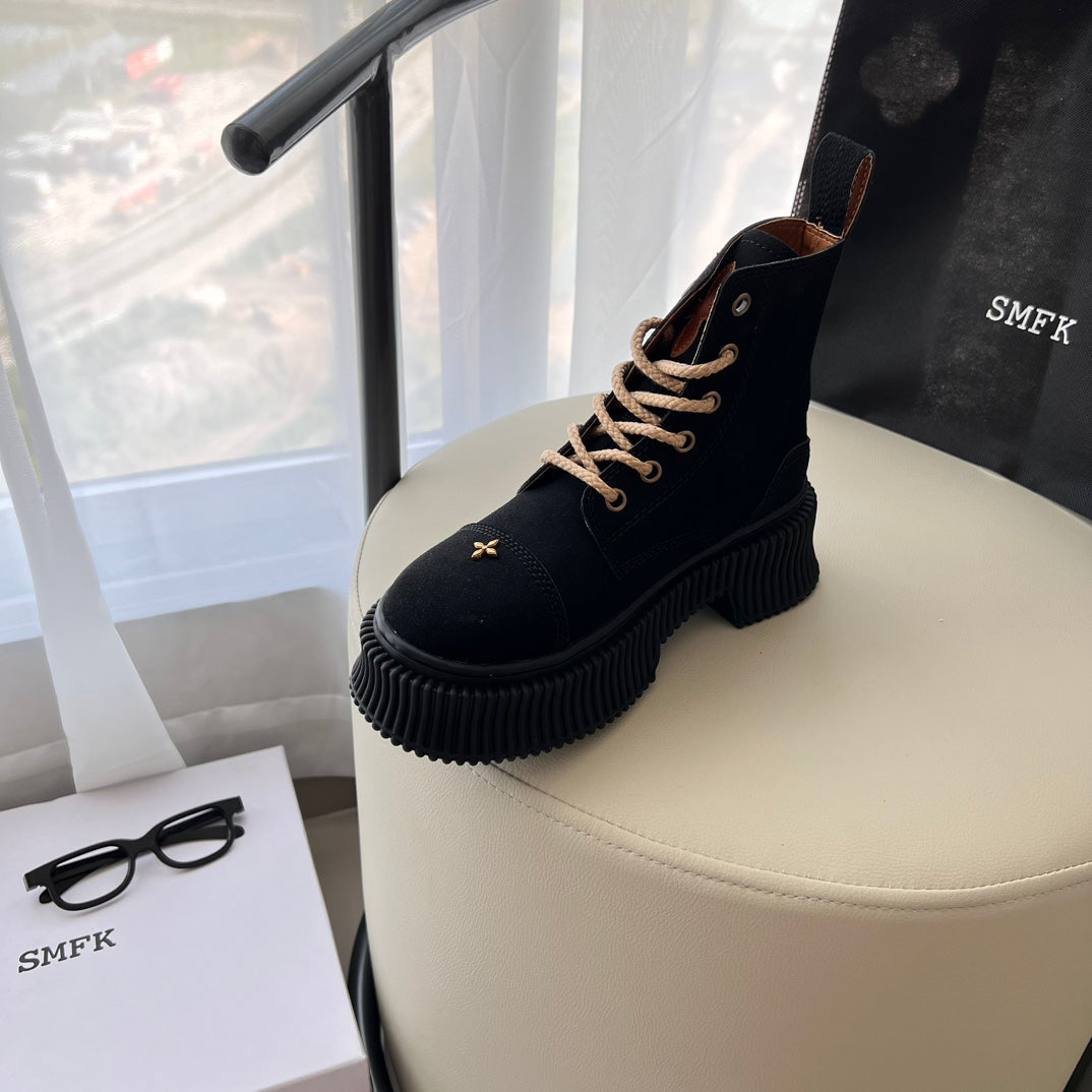 1JA18ZDE Stylish boots
