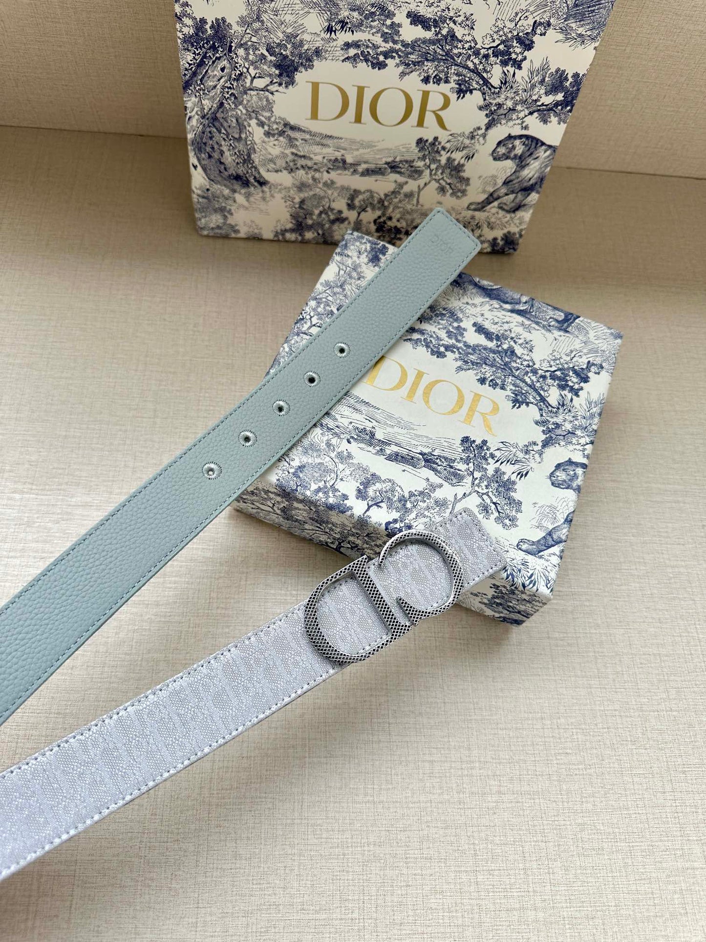 1RD197PDE Stylish  High quality belt With full package