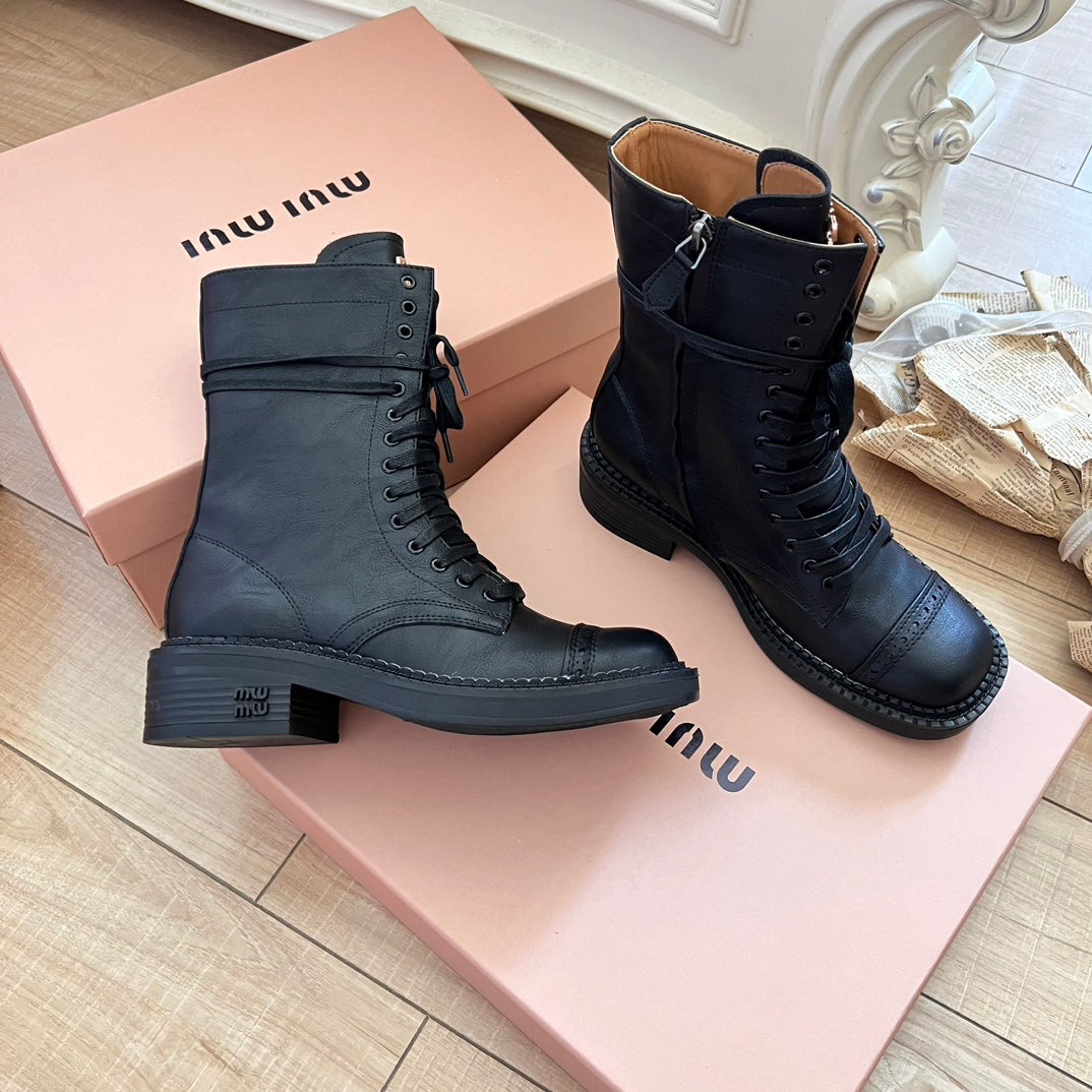 1XA60ZDE Stylish leather  boots