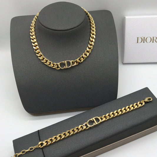 1D14XDE Stylish Bracelets