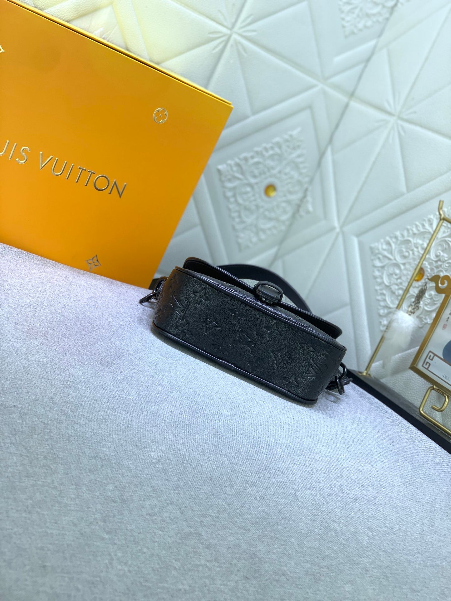 2XC475BDE Stylish leather bag