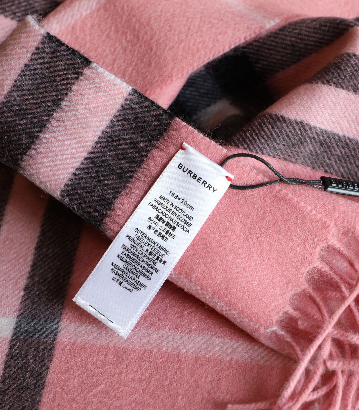 185ZR2WDE Stylish Winter Scarves