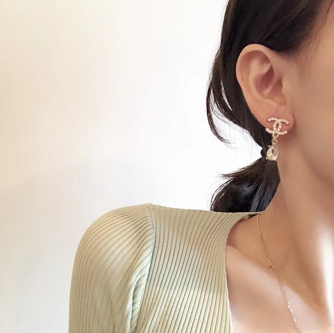 14C41EDE Stylish Earrings