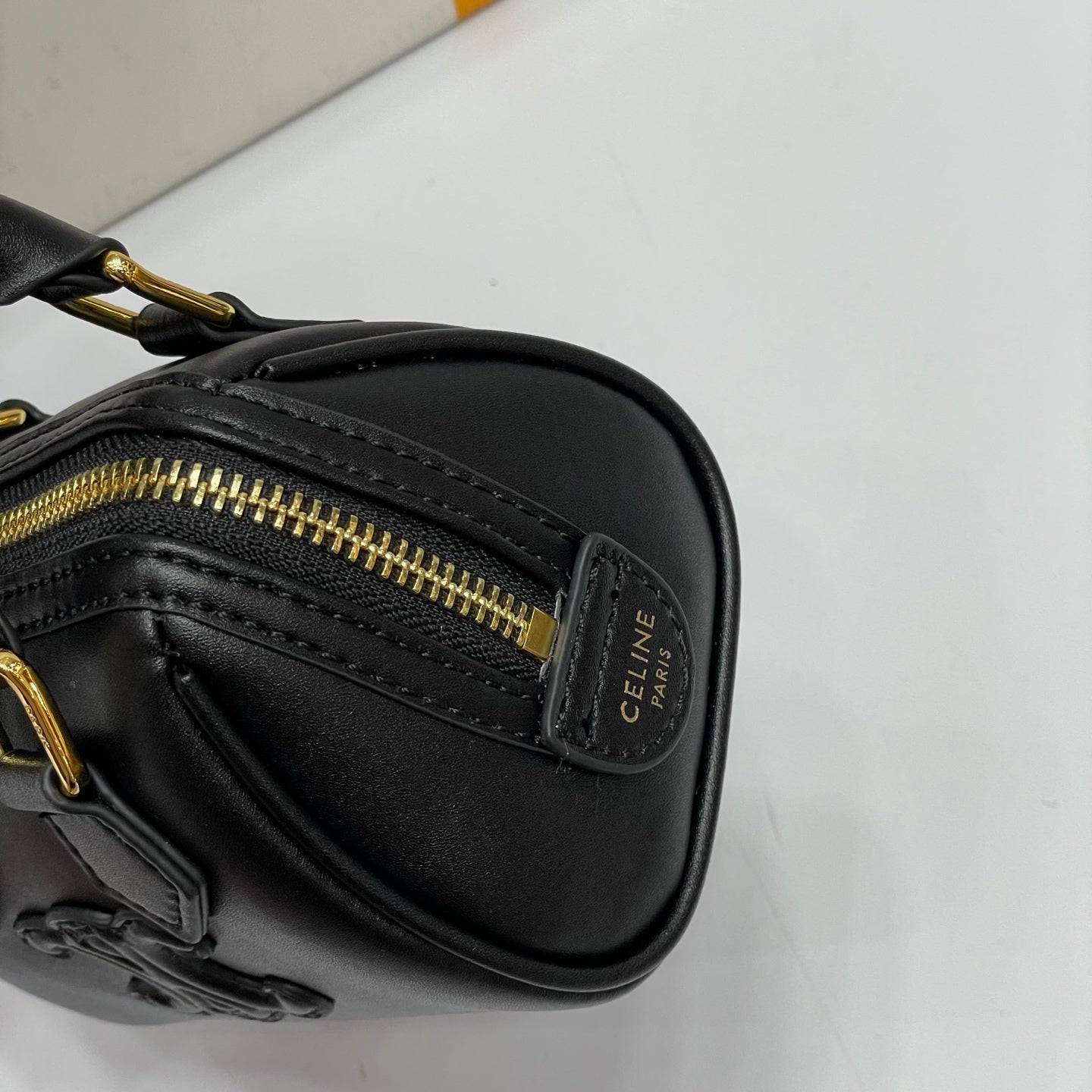 155NN27BDE Stylish leather bag