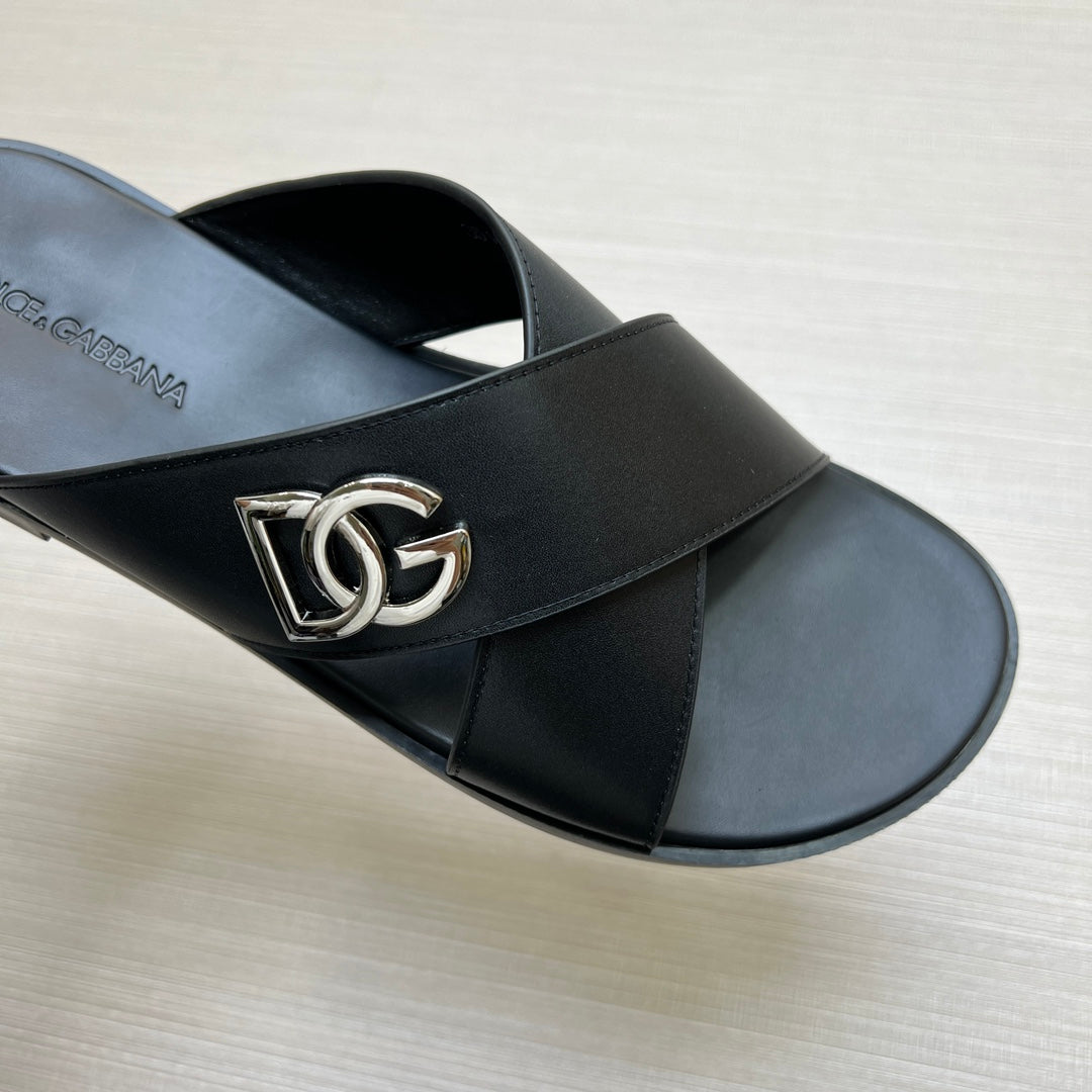 54A93ZDE Stylish slippers