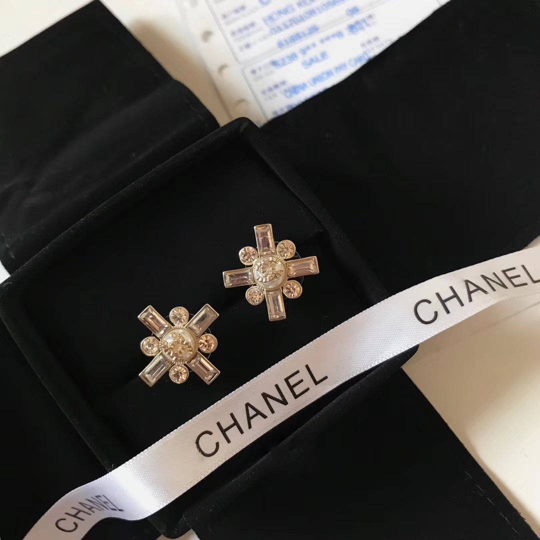 1YC147EDE Stylish Earrings