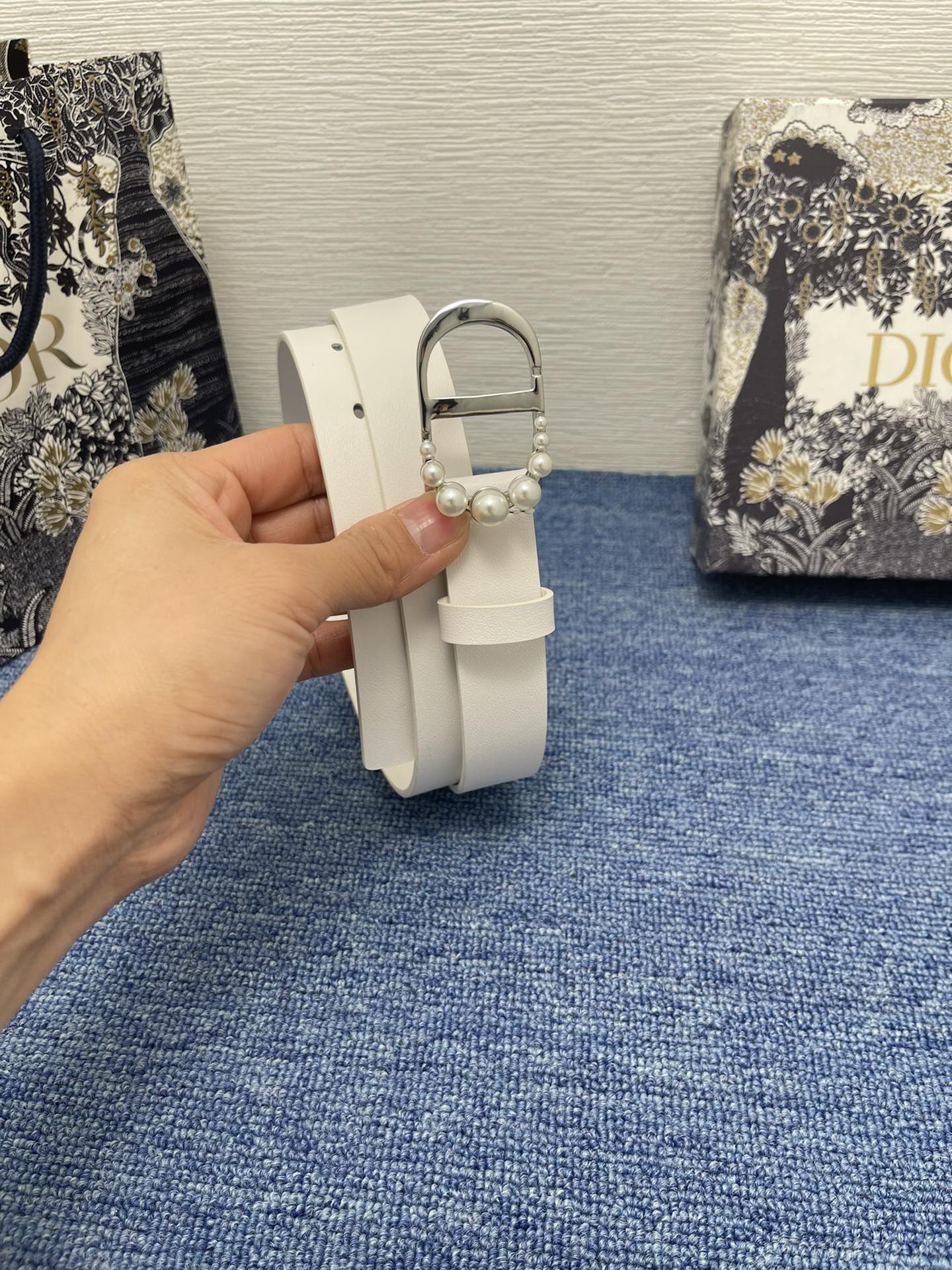 155RD199PDE Stylish  High quality belt With full package