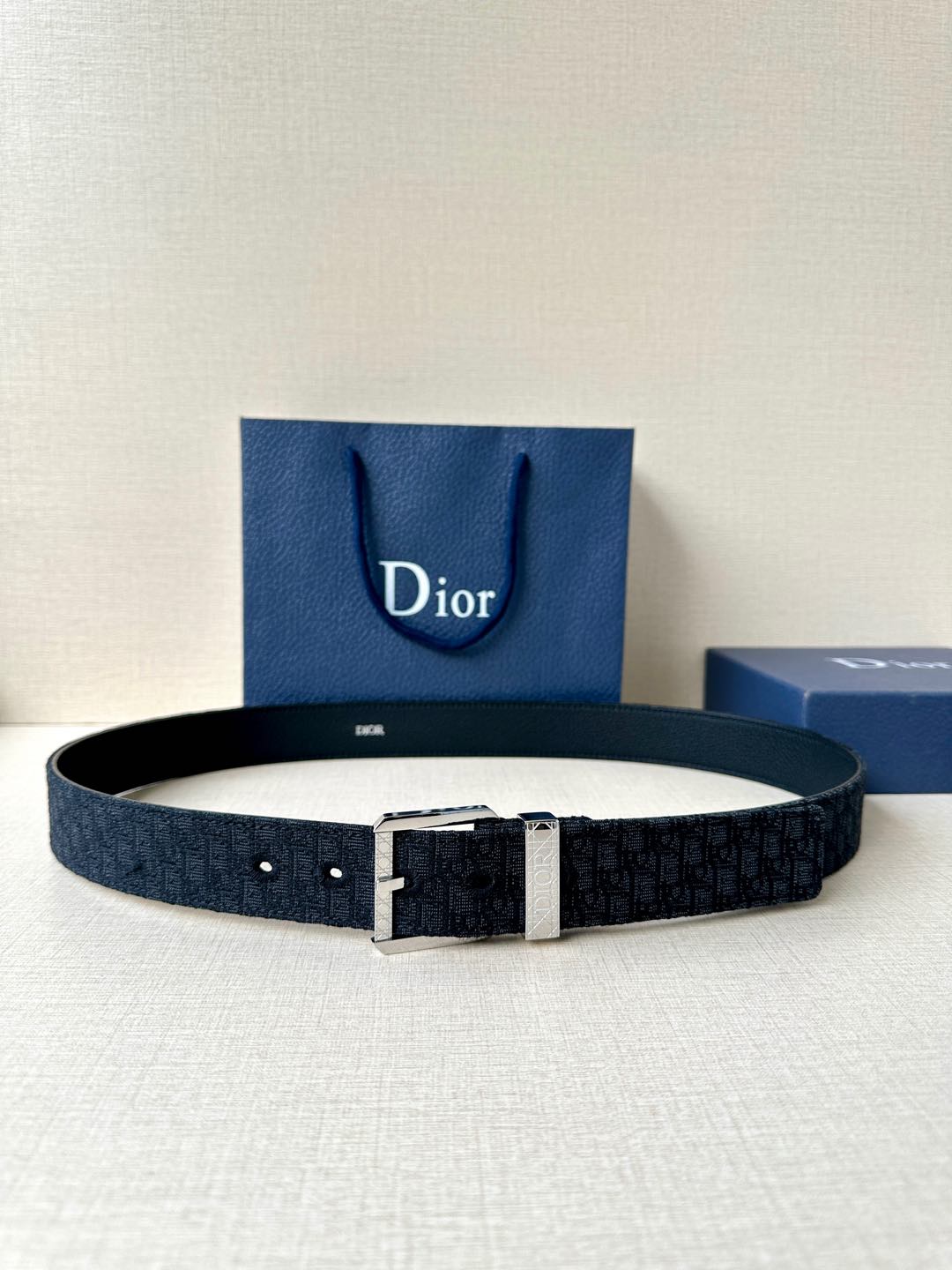 1WD156PDE Stylish  High quality belt With full package