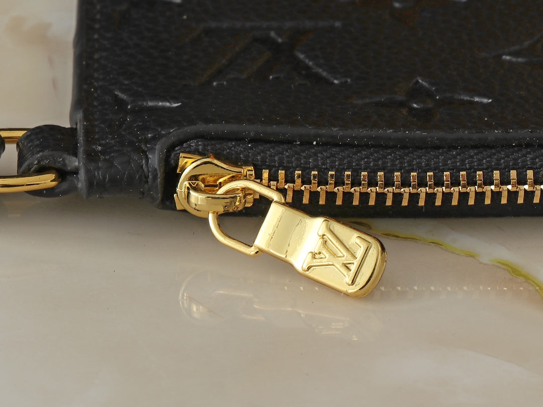 2WE3BDE Stylish leather bag