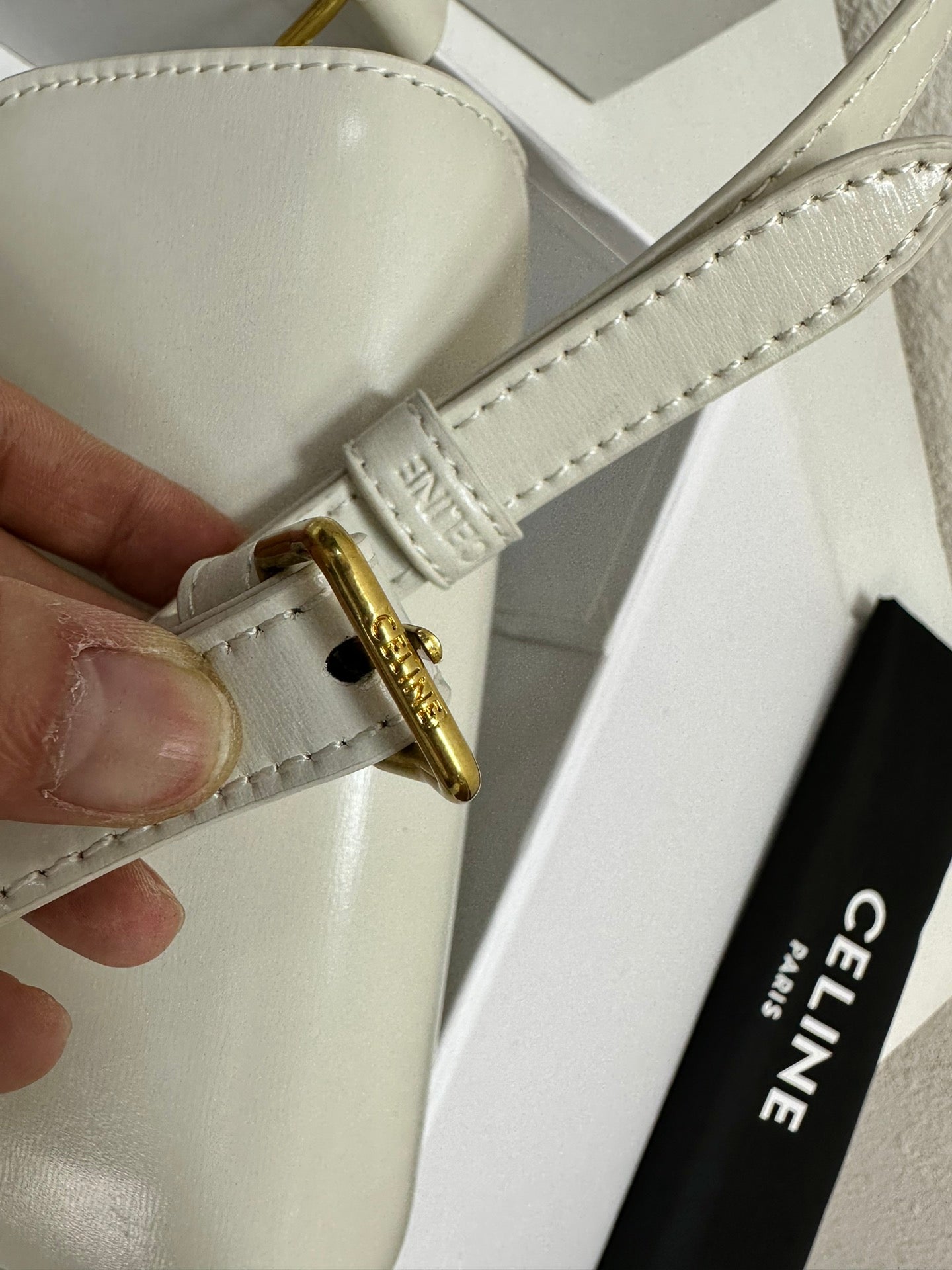 1WN61BDE Stylish leather bag