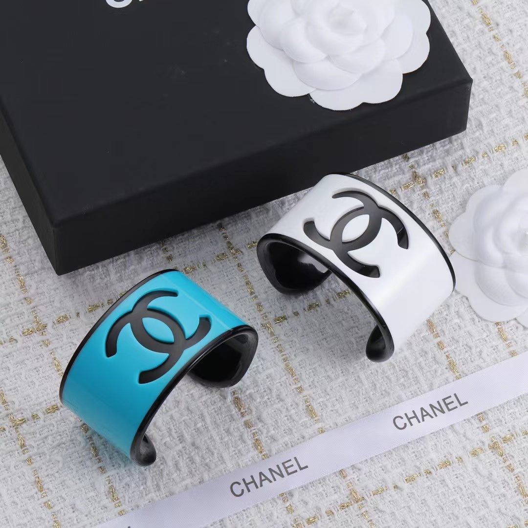 84C9kDE Stylish Bracelets