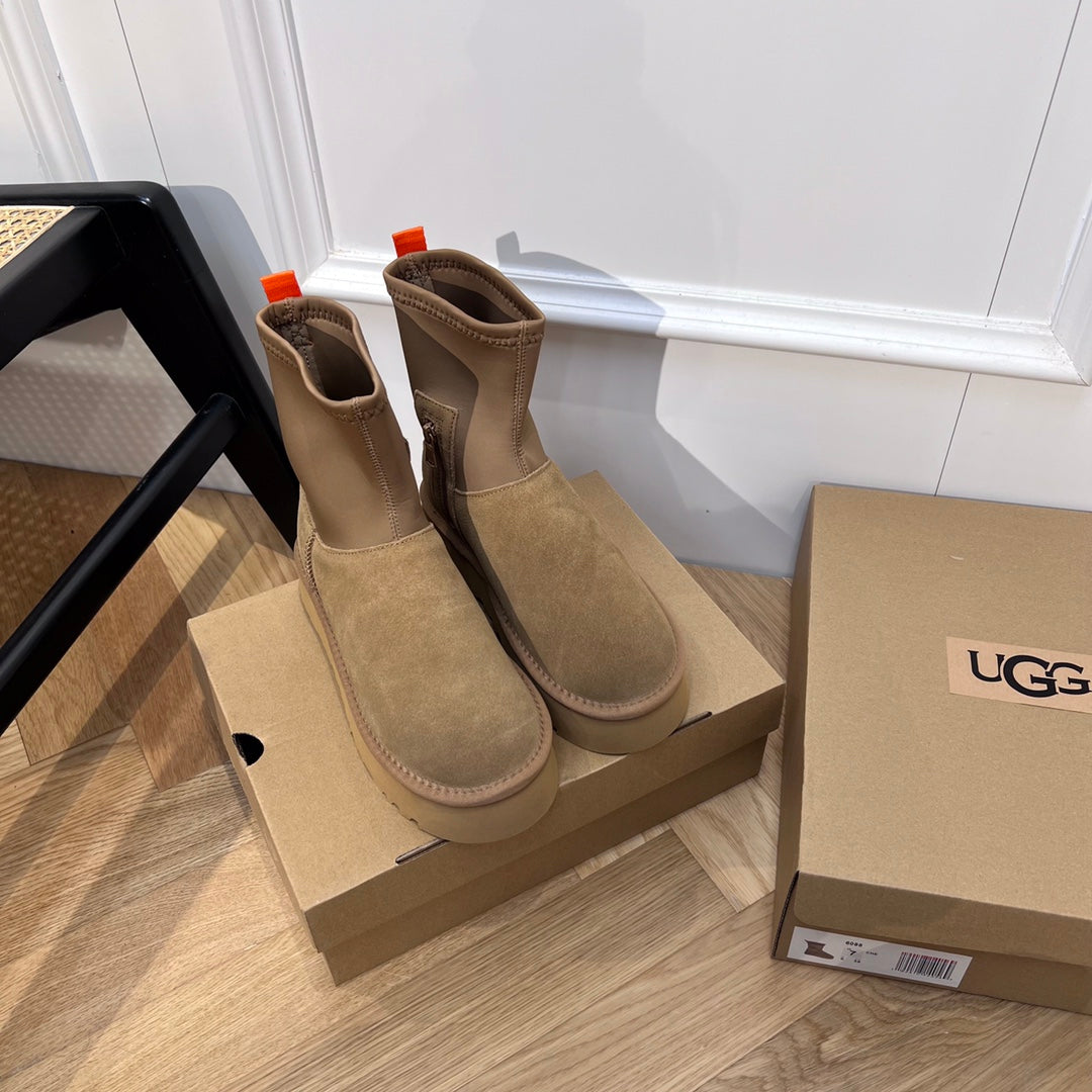 1LU20ZDE Stylish snow boots