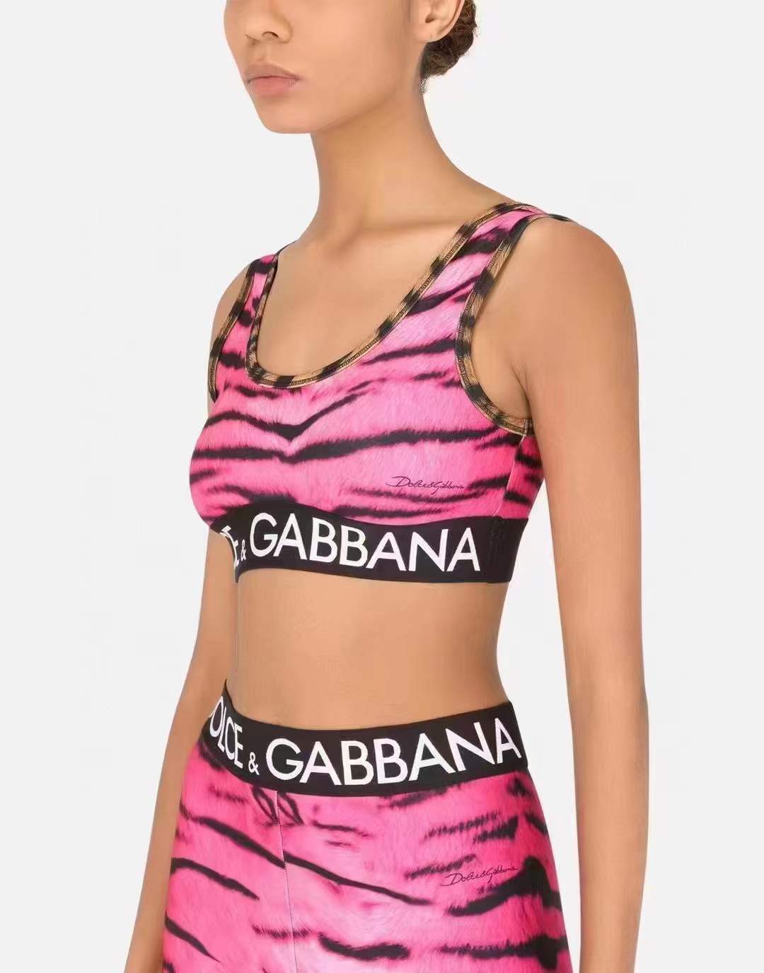 14A76YDE Stylish Long sleeve swimsuit