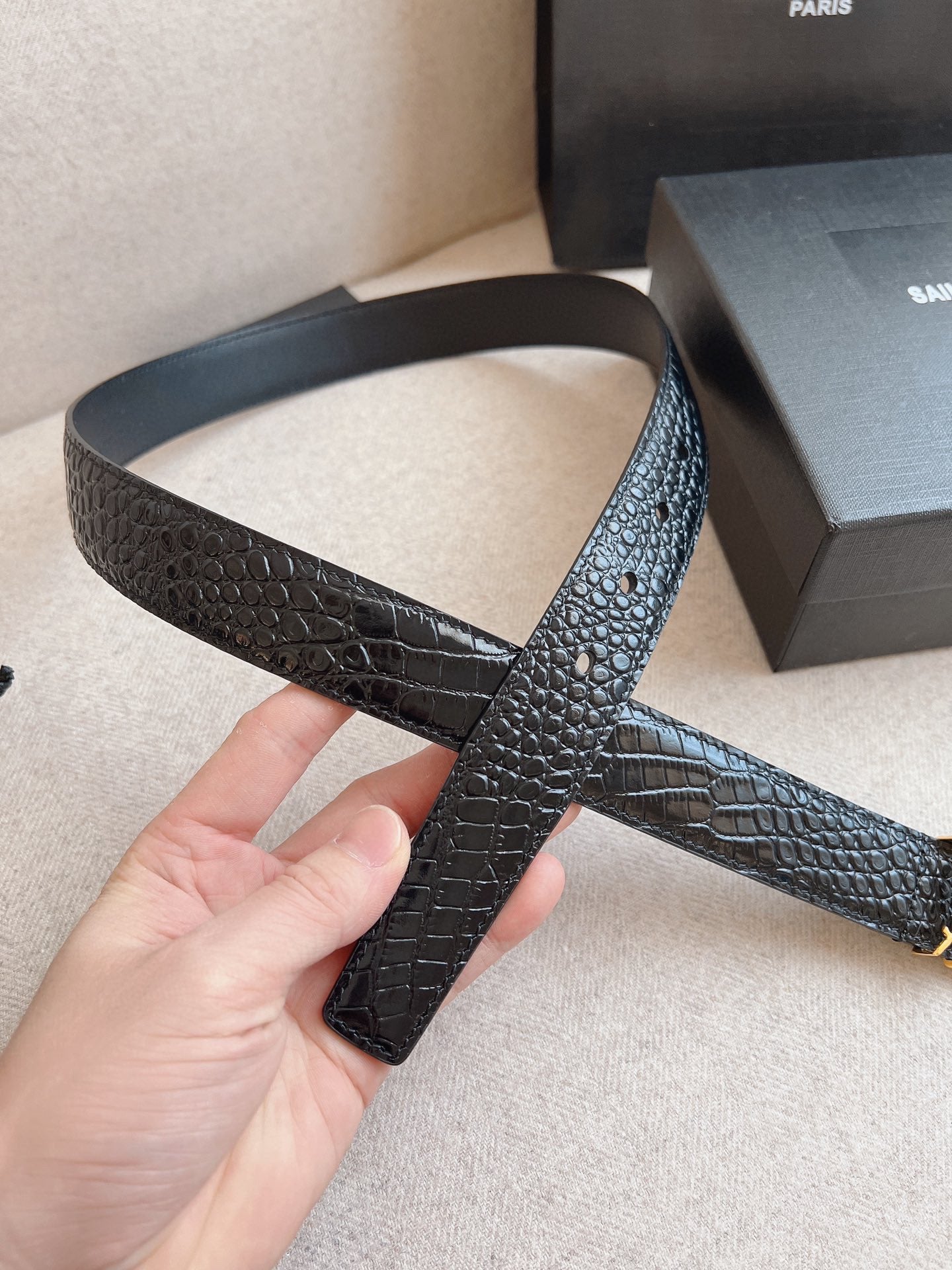 155RSL225PDE Stylish  High quality belt With full package