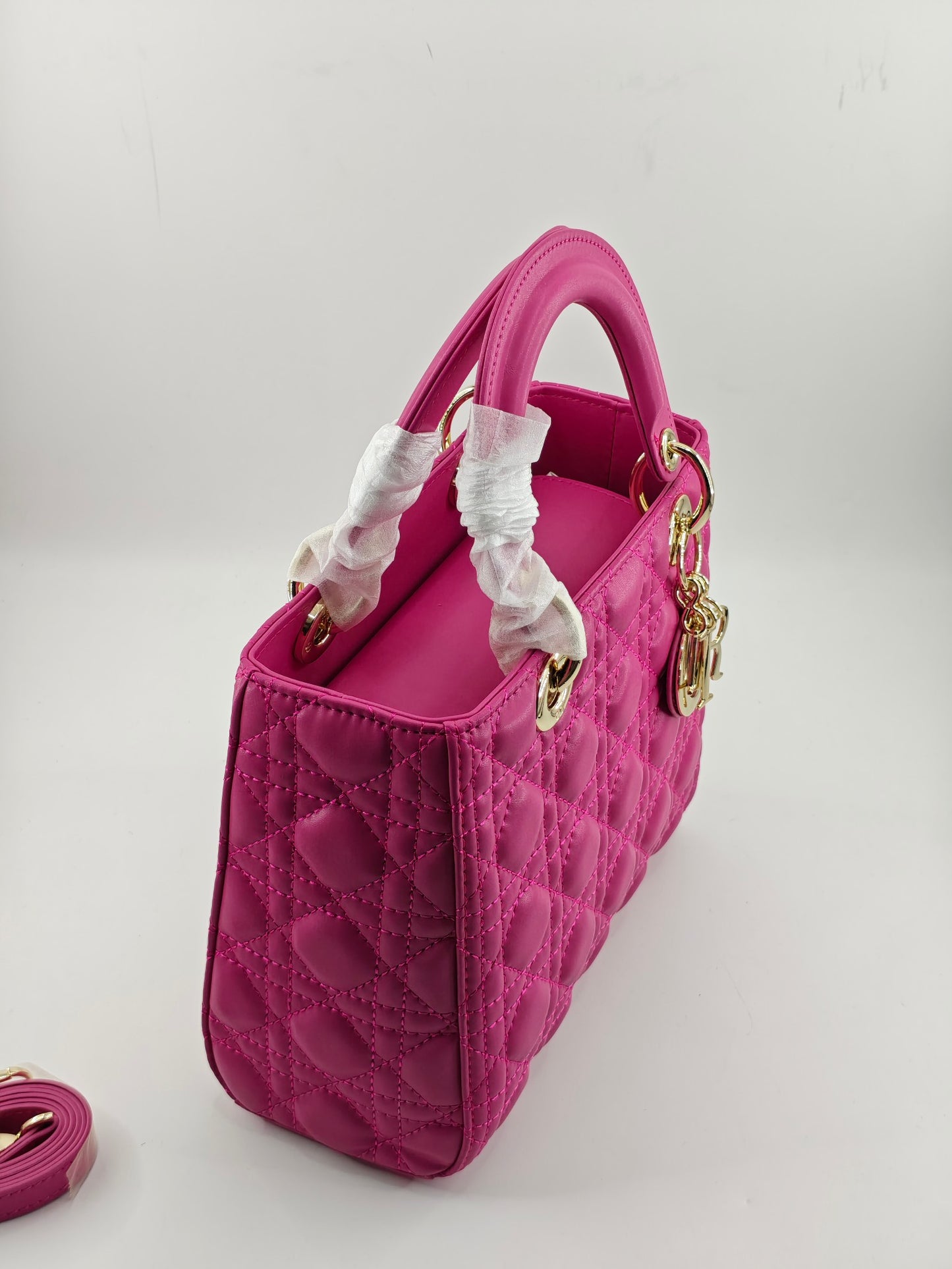 15RD60BDE Stylish leather bag