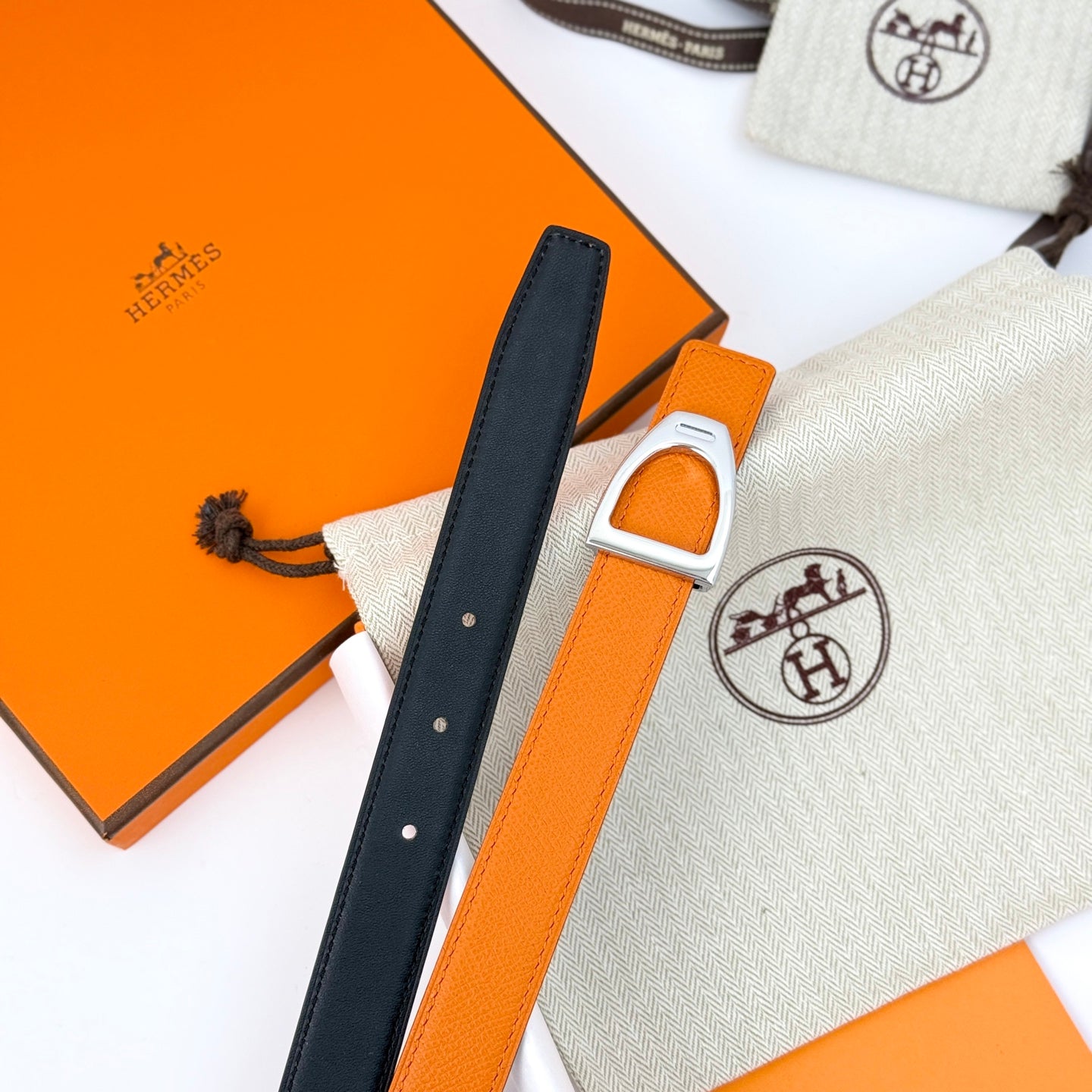 155RH233PDE Stylish  High quality belt With full package