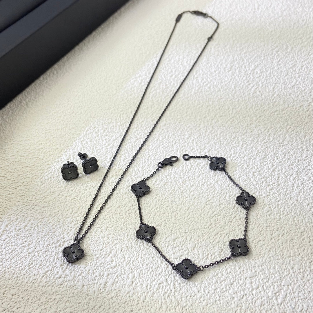 5XVA185KDE Stylish rings,earrings, bracelets,necklaces