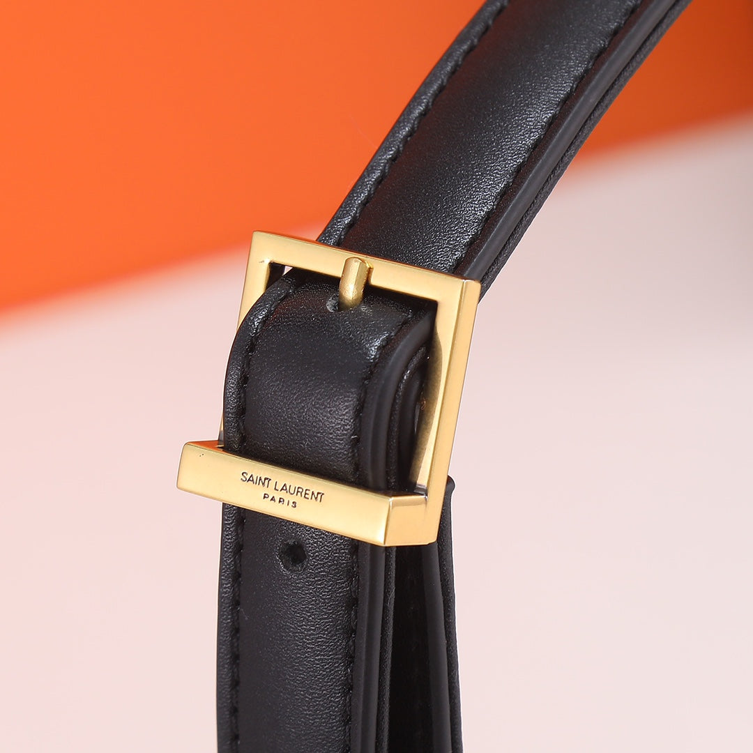 4XSL29BDE Stylish leather bag 