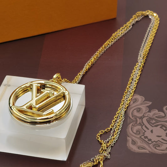 1NC215XDE Stylish Necklaces