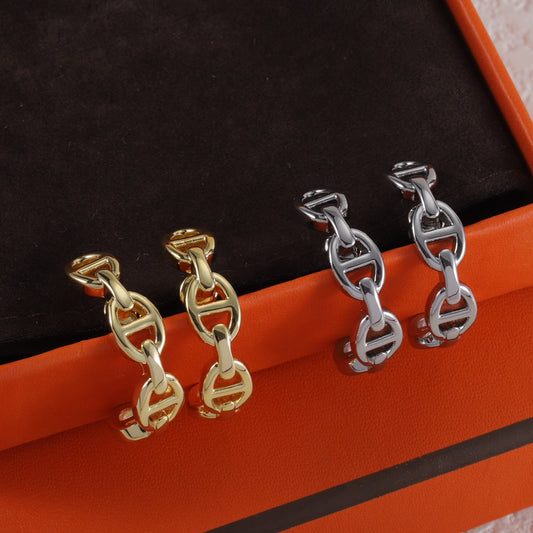 14H994EDE Stylish Earrings