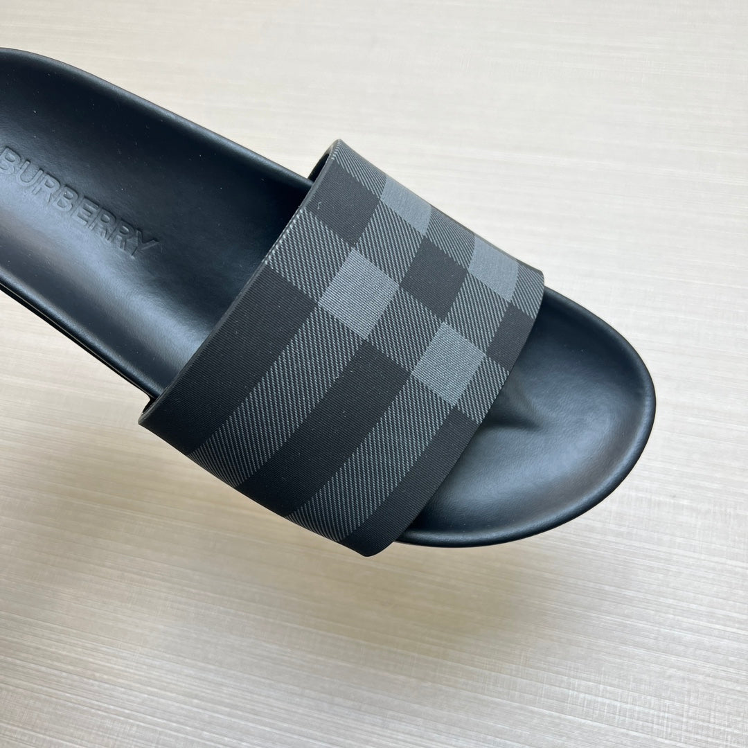 54R119ZDE Stylish slippers