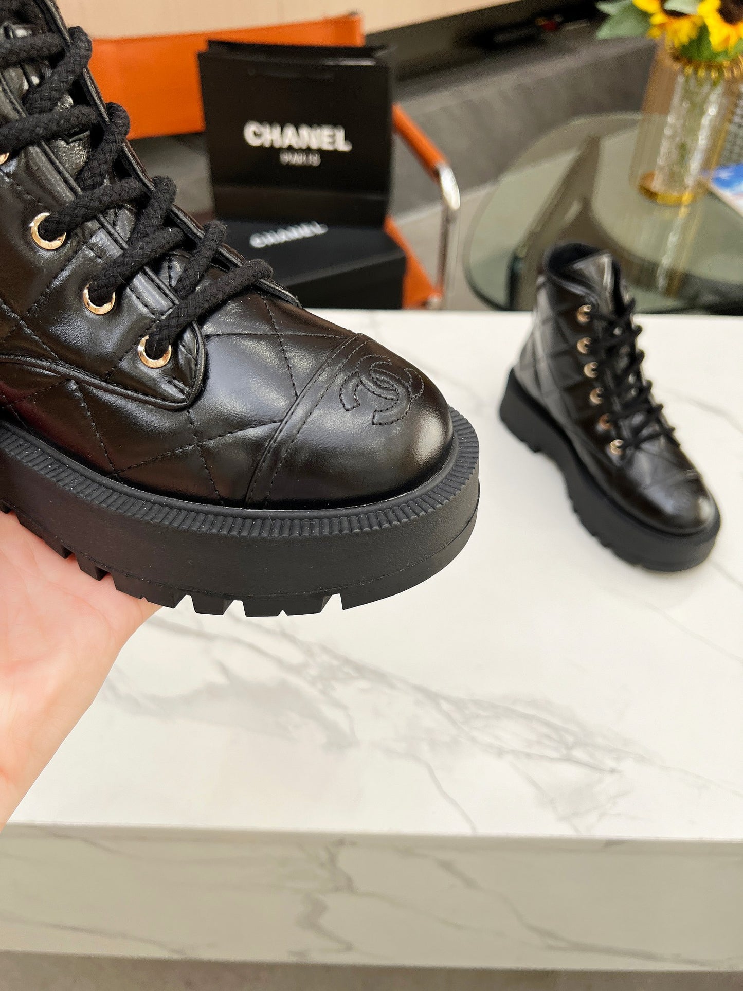 3LC4ZDE Stylish boots