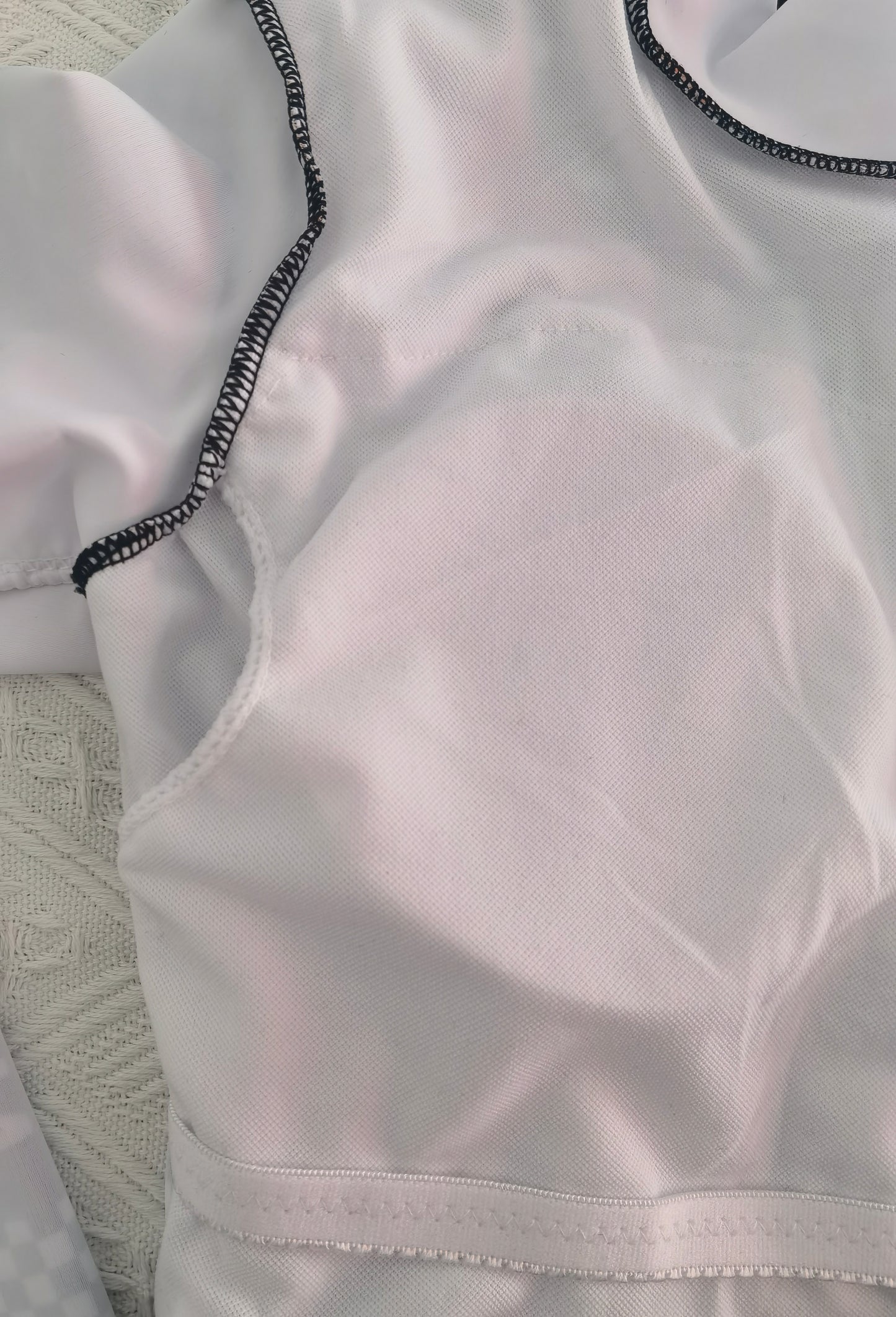 14E39YDE Stylish Long sleeve swimsuit