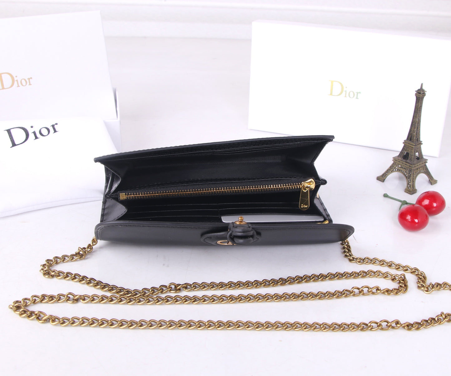 155ND53BDE Stylish leather bag