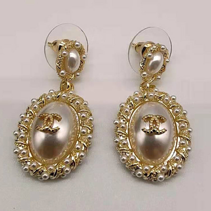 14C77EDE Stylish Earrings