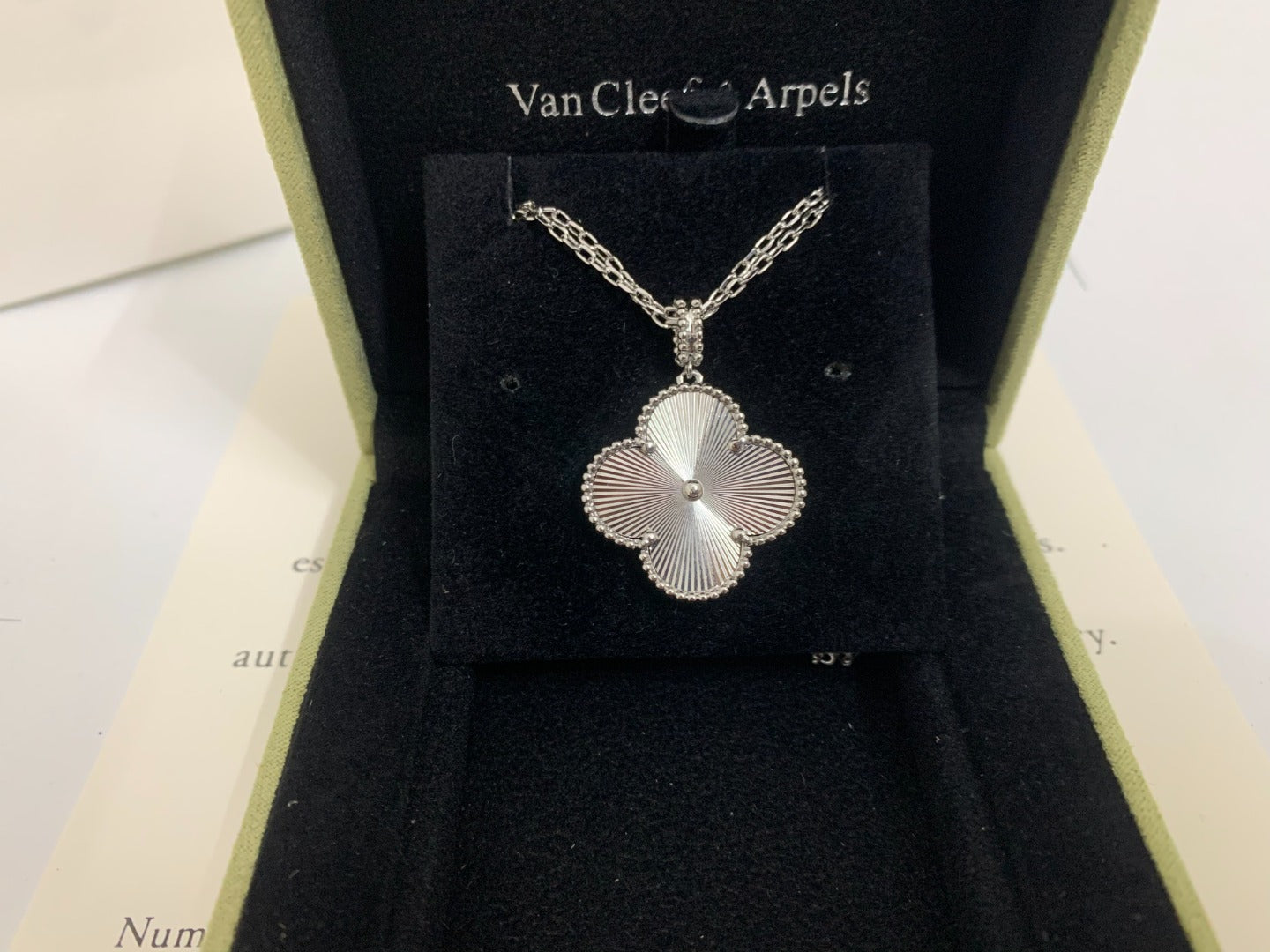 5XVA183XDE Stylish  Big flower necklace