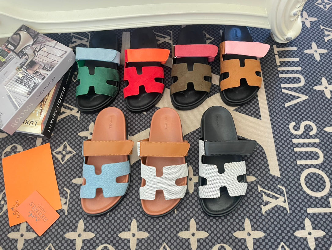 14H72ZDE Stylish Slippers