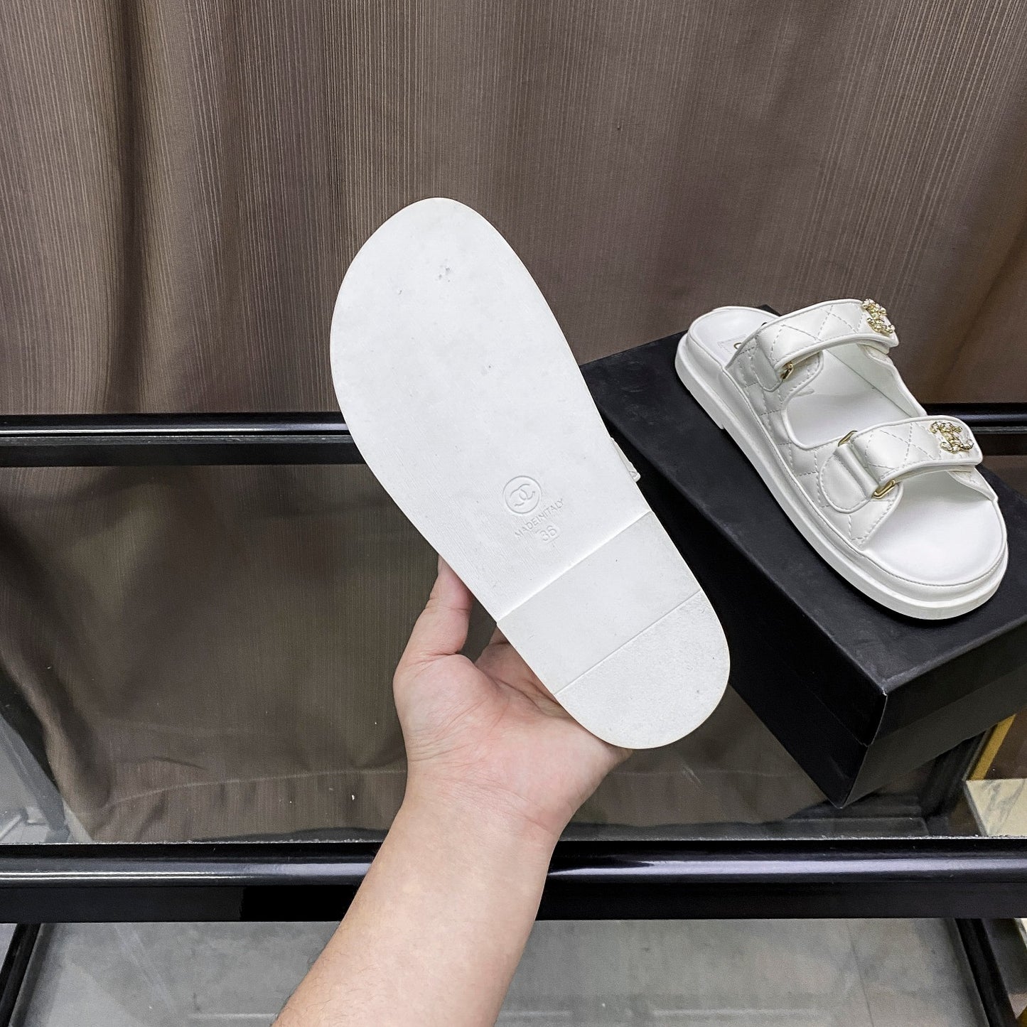 14C75ZDE Stylish Slippers